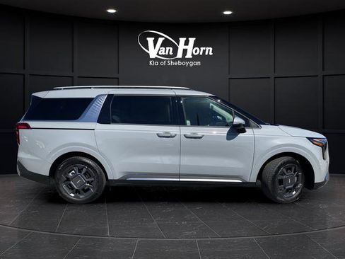 New 2026 Kia Carnival SX image 7