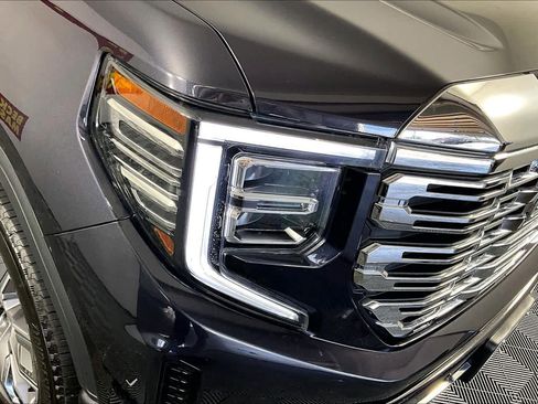 Used 2024 GMC Sierra 1500 Denali w/ Denali Reserve Package image 25