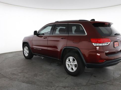 Used 2017 Jeep Grand Cherokee Laredo w/ Quick Order Package 2BE RWD image 9