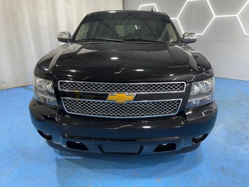 Used 2014 Chevrolet Tahoe LTZ image 2