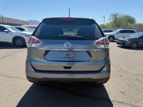 Used 2016 Nissan Rogue SV FWD image 6