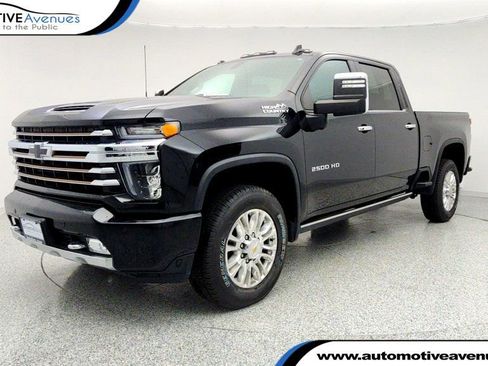 Used 2023 Chevrolet Silverado 2500 High Country image 1