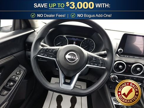 Used 2025 Nissan Sentra SV FWD image 18