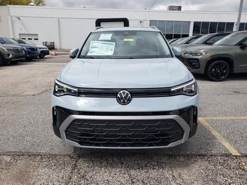 New 2026 Volkswagen Taos SE AWD/4WD image 2
