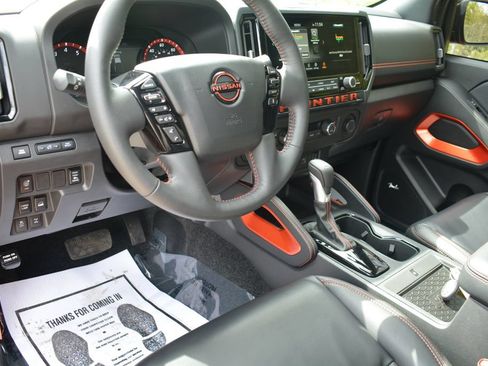 Used 2025 Nissan Frontier PRO-4X w/ Pro Premium Package AWD/4WD image 11