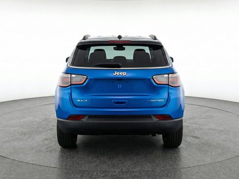 Used 2025 Jeep Compass Limited AWD/4WD image 7