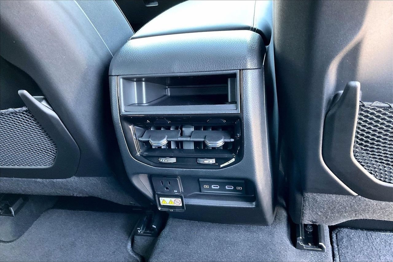 New 2027 Jeep Grand Cherokee Altitude AWD/4WD image 15