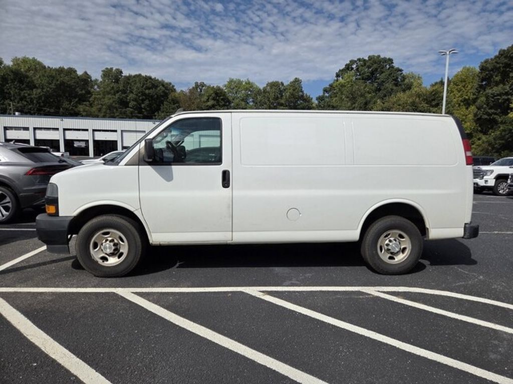 Used 2019 Chevrolet Express 2500 w/ Driver Convenience Package RWD image 2