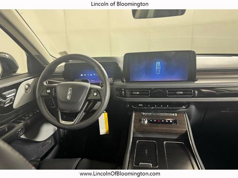 New 2026 Lincoln Aviator Reserve AWD/4WD image 25