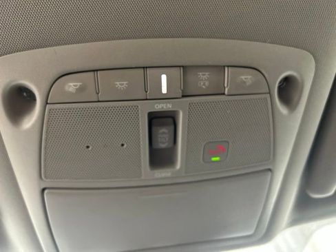 Used 2023 Nissan Maxima SL FWD image 24