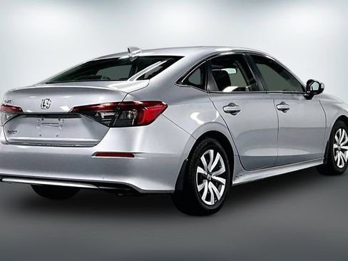 Used 2024 Honda Civic LX image 7