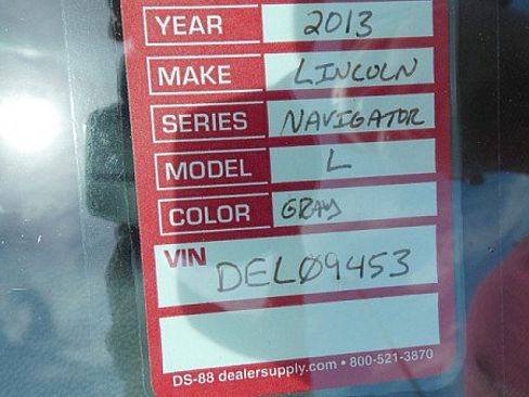 Used 2013 Lincoln Navigator L 4WD w/ HD Trailer Tow Pkg image 31