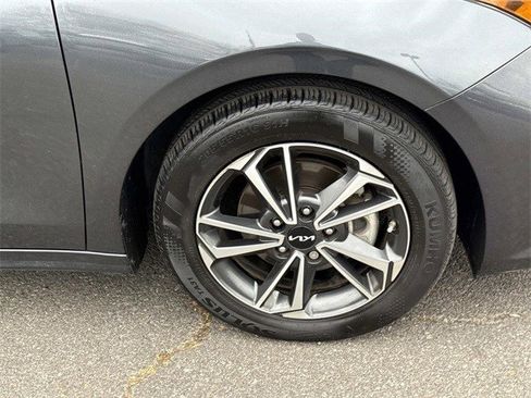 Certified 2023 Kia Forte LXS image 7