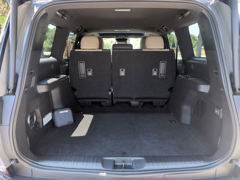 Used 2025 Lexus GX 550 image 32