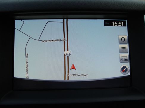 Used 2017 INFINITI Q60 w/ Premium Plus Package 2.0T image 13