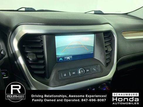 Used 2017 GMC Acadia SLE w/ Driver Alert Package I image 9
