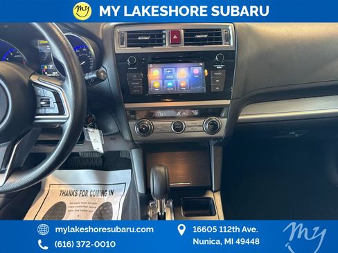 Used 2019 Subaru Outback 2.5i AWD/4WD image 18