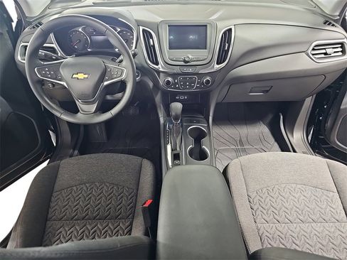 Used 2023 Chevrolet Equinox LT image 13