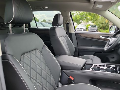 New 2026 Volkswagen Atlas SEL Premium R-Line AWD/4WD image 6