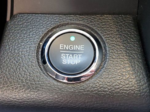 Used 2021 Ford F250 Limited image 36