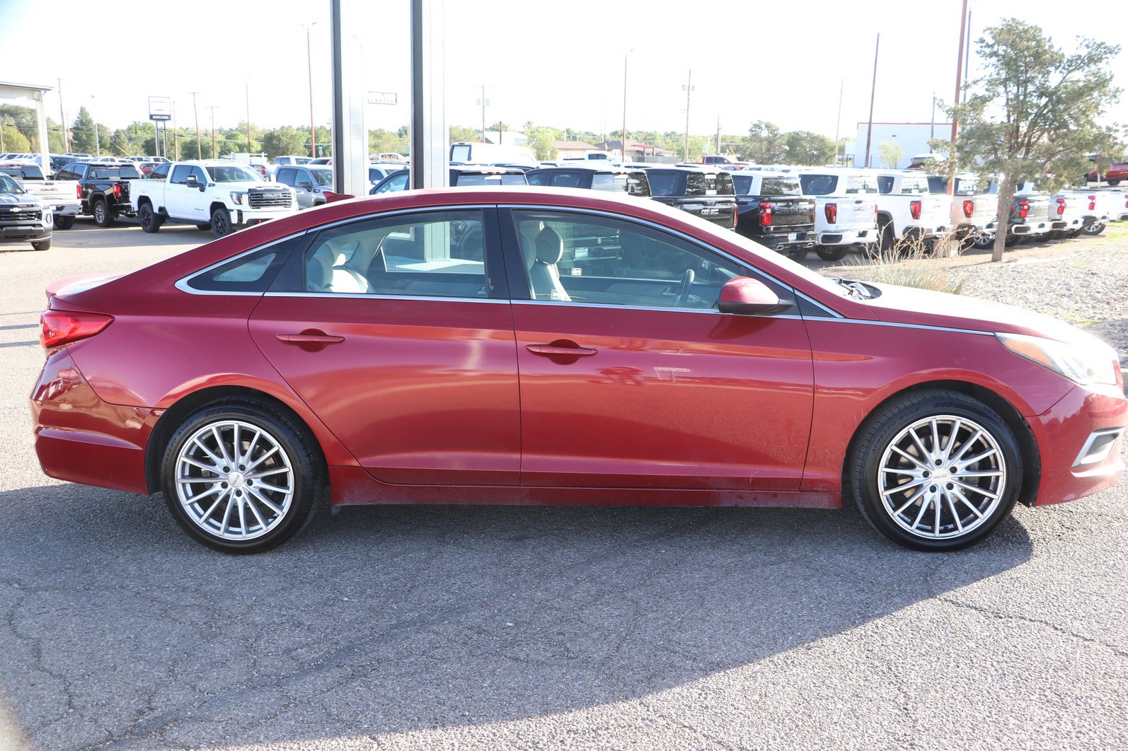 Used 2017 Hyundai Sonata SE FWD image 7