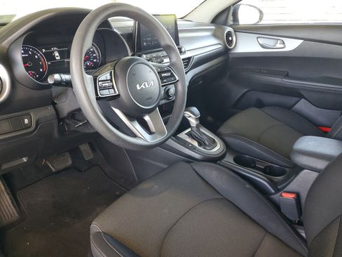 Used 2023 Kia Forte LXS FWD image 16