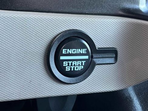 Used 2023 Ford Bronco Wildtrak image 21