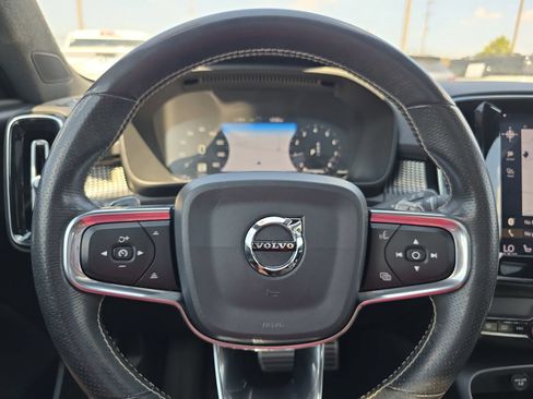 Used 2020 Volvo XC40 T5 R-Design AWD/4WD image 18