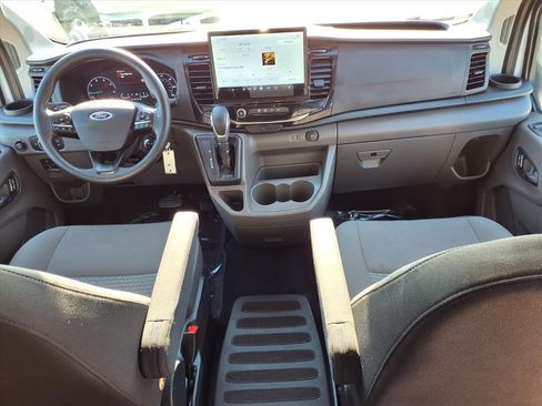 Used 2023 Ford Transit 350 XLT image 9