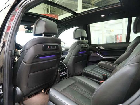 Used 2019 BMW X7 xDrive50i w/ Dynamic Handling Package AWD/4WD image 23