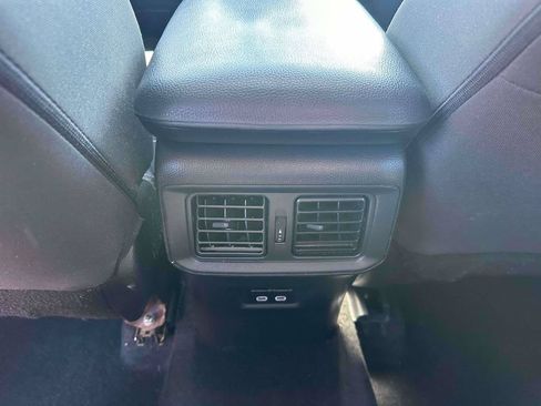 Used 2024 Toyota RAV4 XLE w/ Convenience Package AWD/4WD image 12