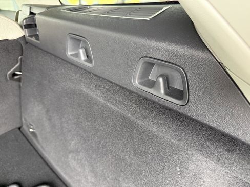 Used 2024 Volvo V60 B5 Cross Country Plus image 36