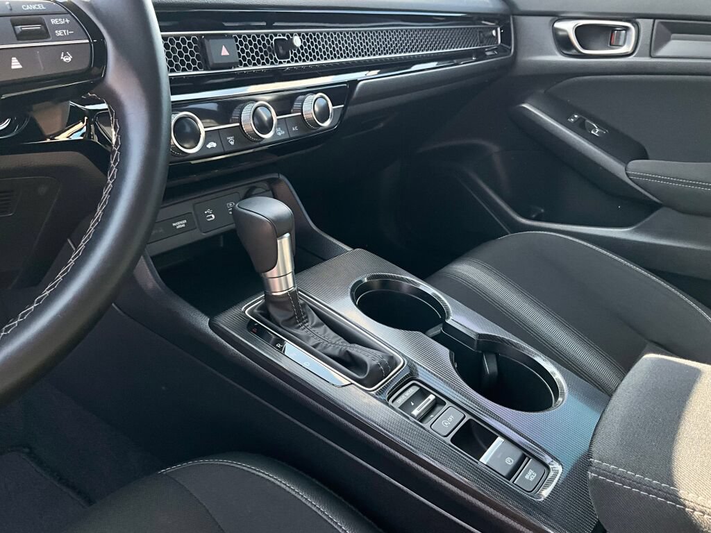 Used 2025 Honda Civic Sport image 18