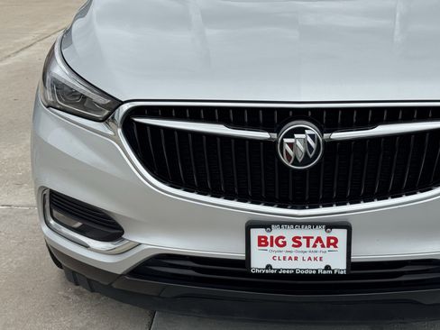 Used 2020 Buick Enclave Essence w/ LPO, Floor Liner Package FWD image 6