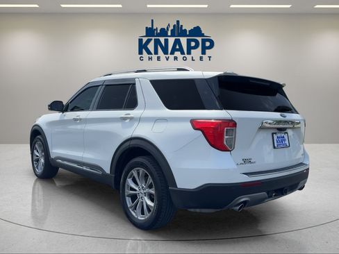 Used 2021 Ford Explorer Limited w/ Equipment Group 301A AWD/4WD image 3