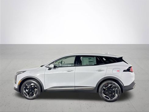 New 2026 Kia Sportage S image 9