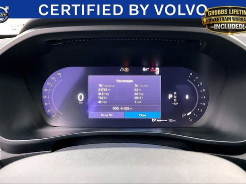Certified 2023 Volvo XC40 B4 Plus w/ Driver Assist Package FWD image 29