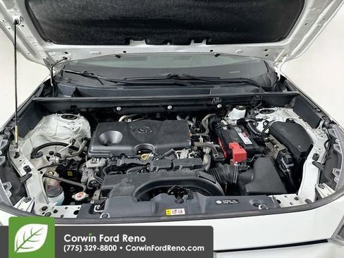 Used 2020 Toyota RAV4 LE image 27