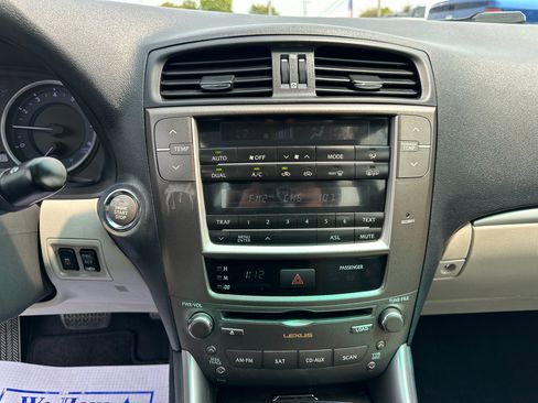 Used 2011 Lexus IS 250 w/ Premium Pkg Value Edition image 15