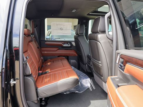 New 2026 GMC Sierra 2500 Denali Ultimate w/ Max Trailering Package image 35