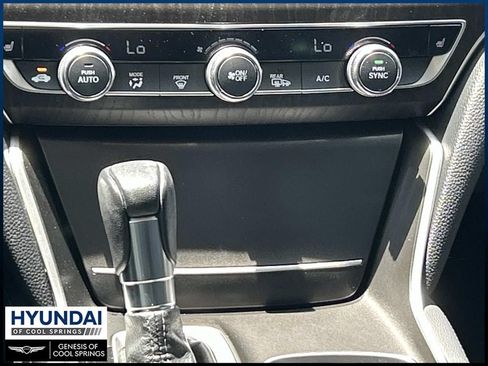 Used 2020 Honda Accord EX-L image 25