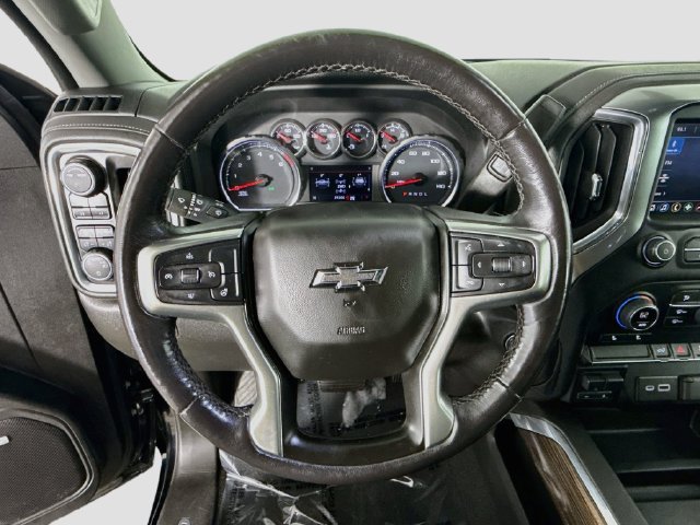 Used 2021 Chevrolet Silverado 1500 RST w/ Redline Edition AWD/4WD image 12