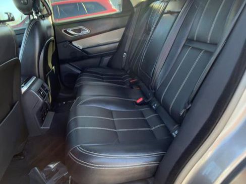 Used 2019 Land Rover Range Rover Velar S image 34
