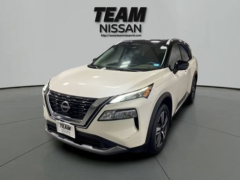 Certified 2023 Nissan Rogue SL w/ SL Premium Package AWD/4WD image 3