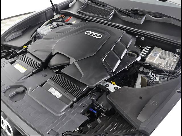 Used 2019 Audi Q8 Prestige AWD/4WD image 11