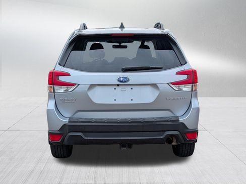 Used 2024 Subaru Forester Premium AWD/4WD image 6