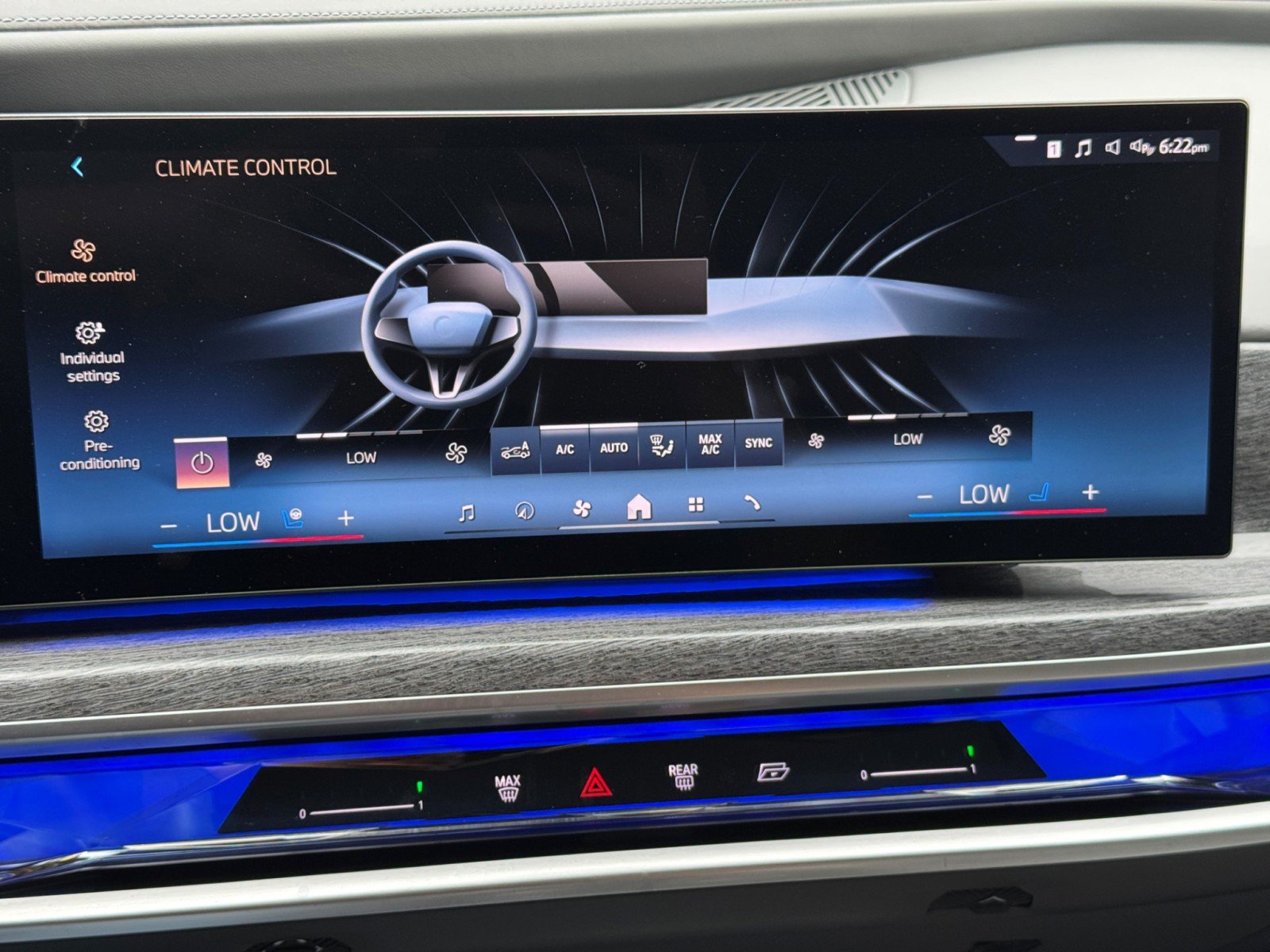 Used 2023 BMW 760i xDrive AWD/4WD image 35