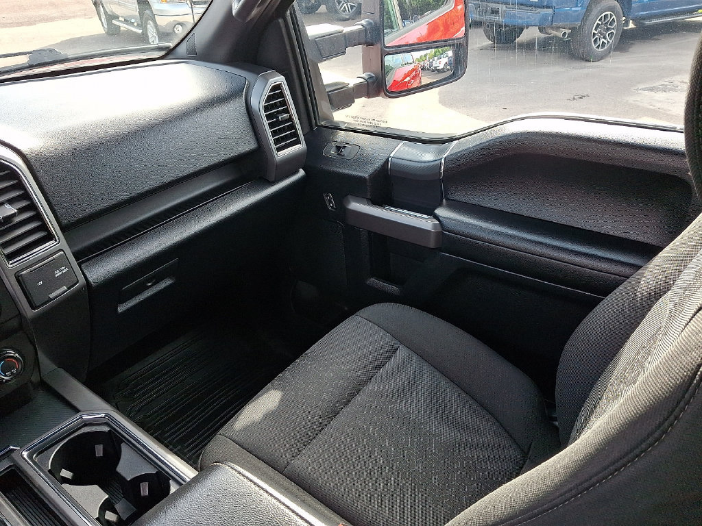 Used 2020 Ford F150 XLT w/ Equipment Group 302A Luxury AWD/4WD image 16