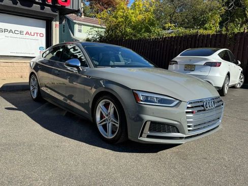 Used 2019 Audi S5 Premium Plus w/ Premium Plus image 3