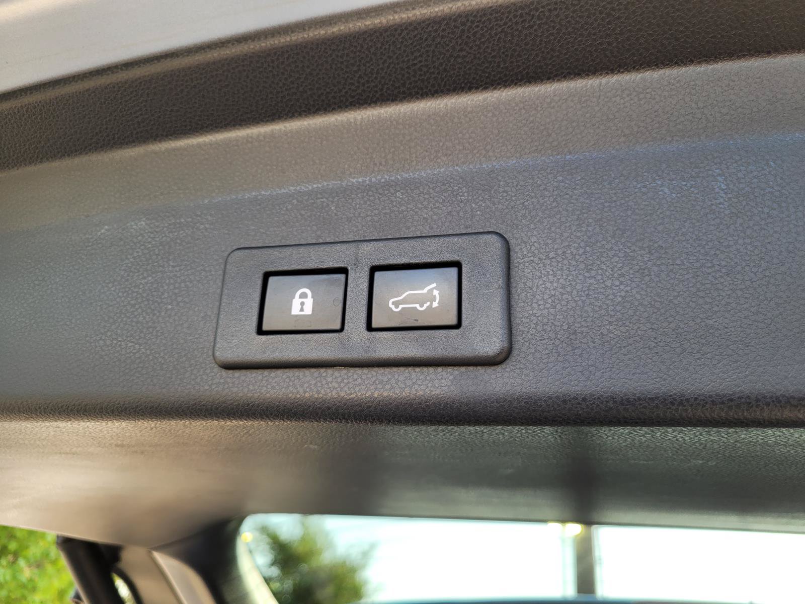 Used 2023 Subaru Ascent Limited AWD/4WD image 20